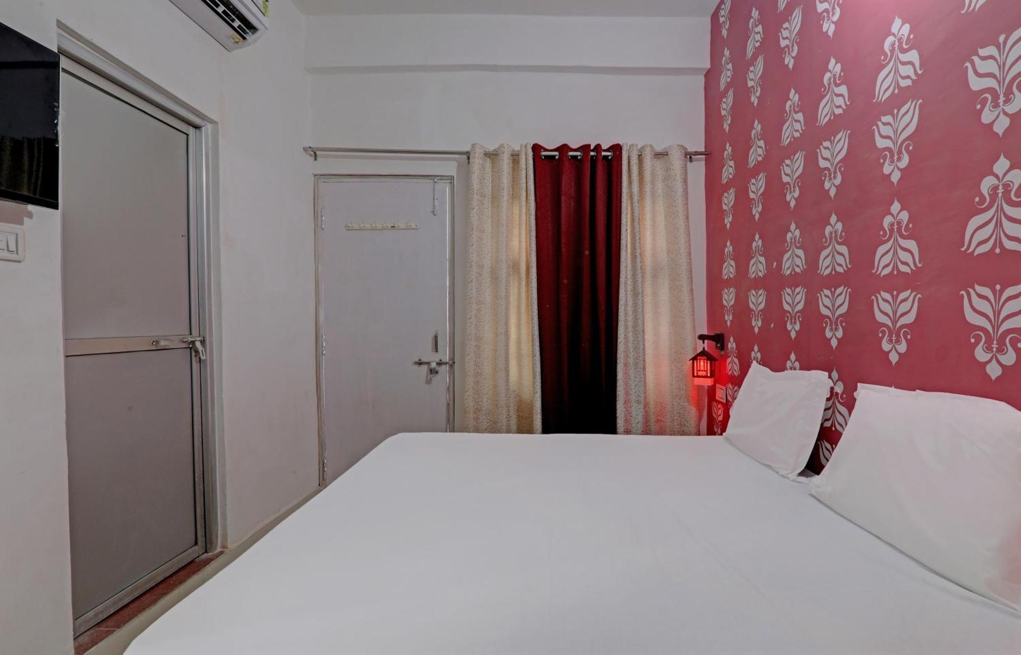 Hotel O Surya Inn Pura Raghunath Luaran gambar