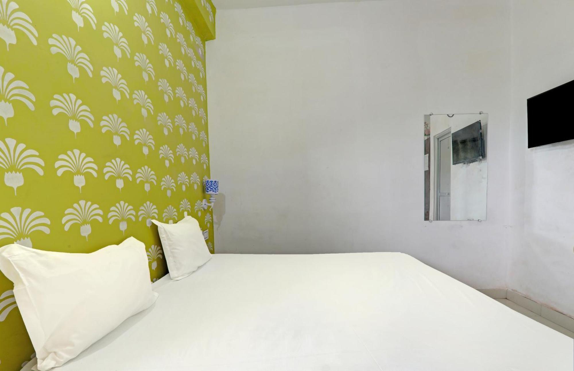 Hotel O Surya Inn Pura Raghunath Luaran gambar