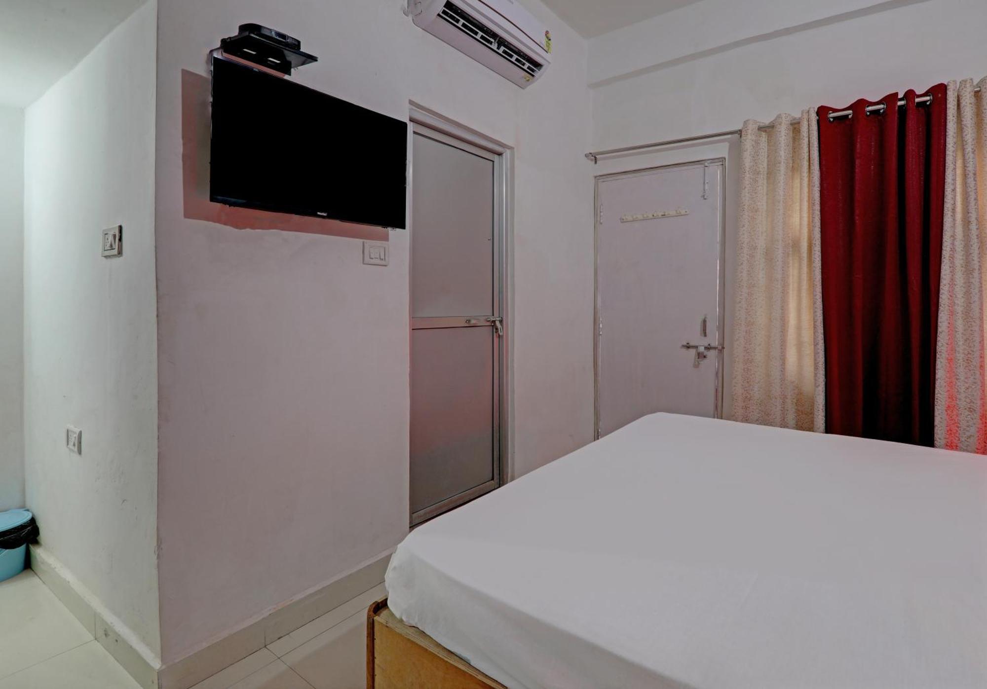 Hotel O Surya Inn Pura Raghunath Luaran gambar
