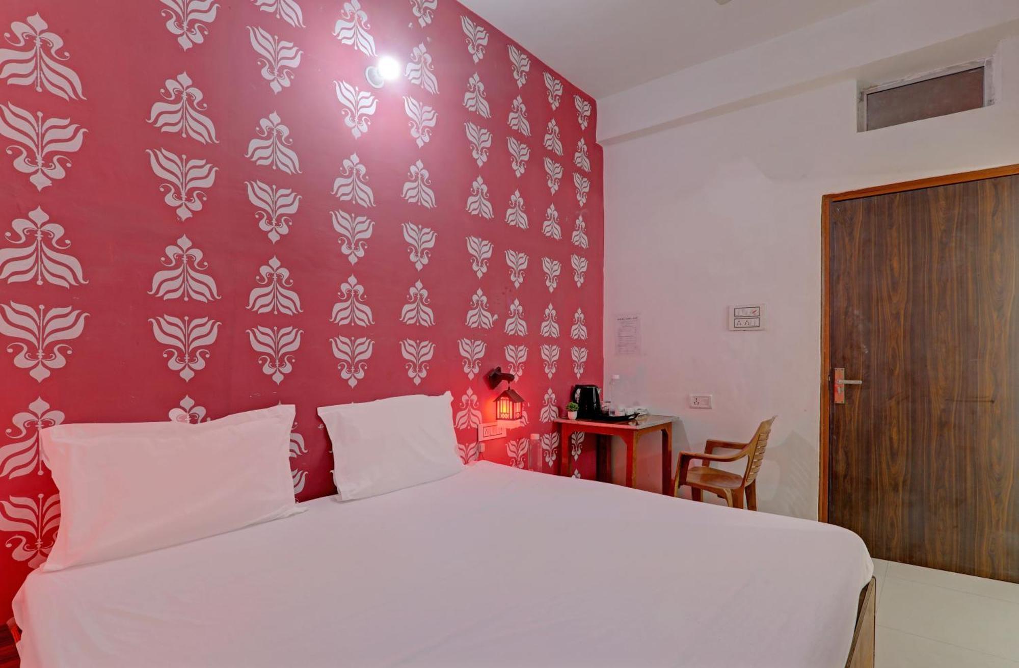 Hotel O Surya Inn Pura Raghunath Luaran gambar