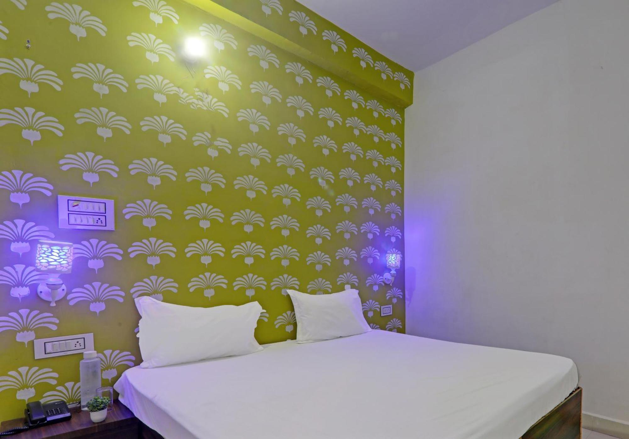 Hotel O Surya Inn Pura Raghunath Luaran gambar
